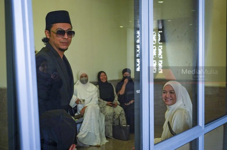 syamsul-sarah-lafaz-cerai-e1681097011442
