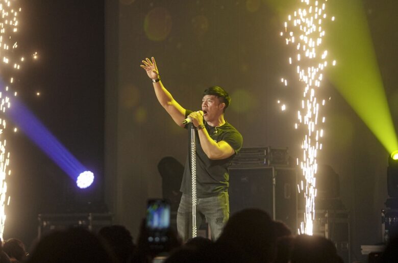 Repvblik Band Ulang Tahun Ke-19