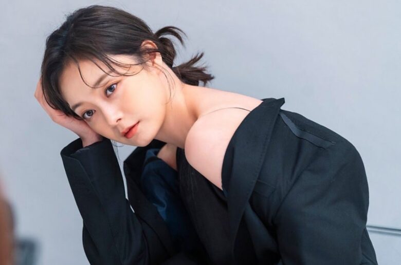 jeon so min