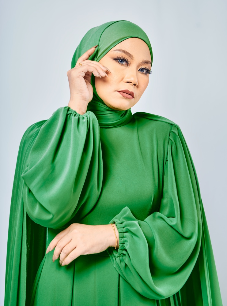 SALMA berharap lagu baharu dapat membawanya kembali beraksi di pentas AJL selepas kali terakhir bolos dengan Akhirnya Cinta pada AJL32.
