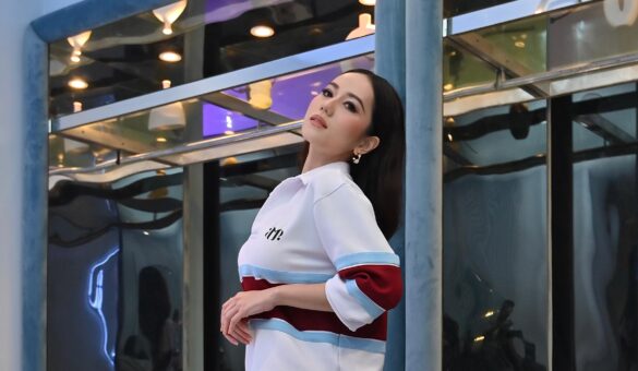 SOPHIA BELANJA LURAH